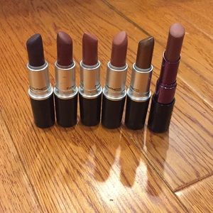 LIPSTICK LOT